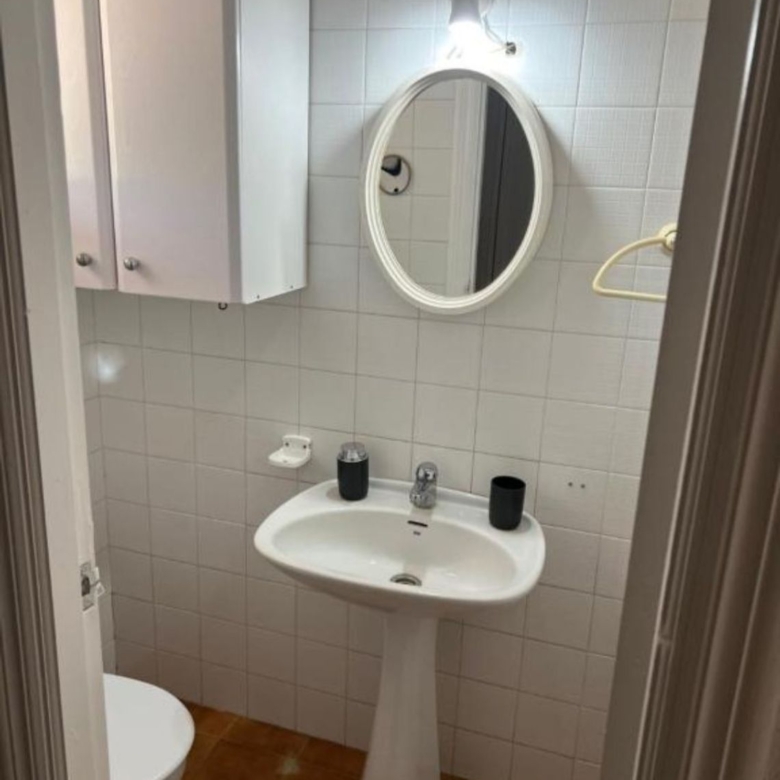 780